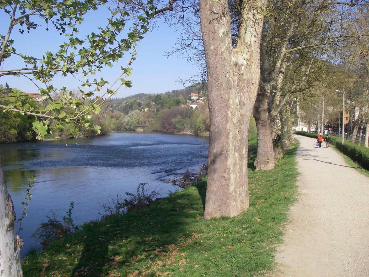 Lungo Po Appartamento Turin Bagian luar foto